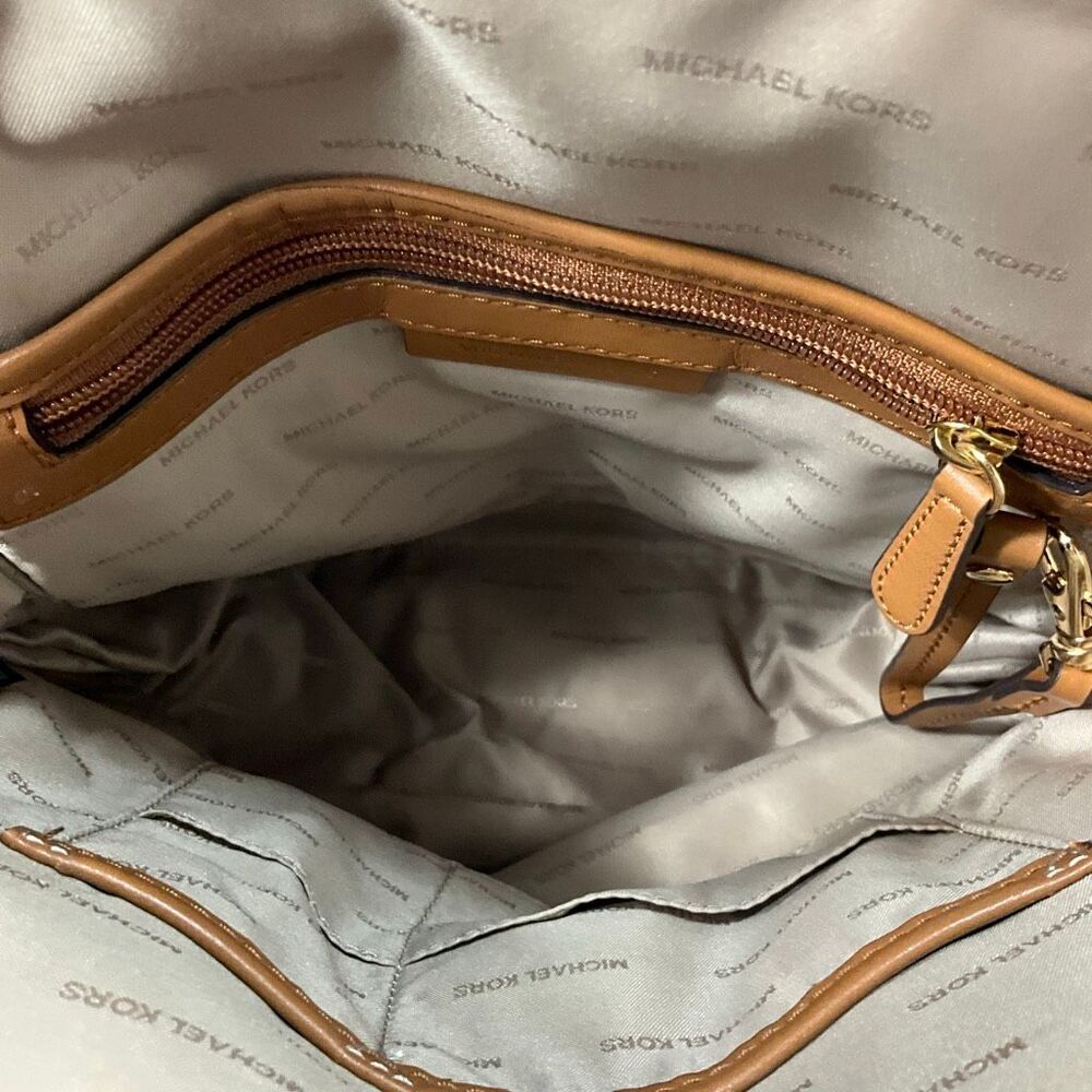 MICHAEL KORS Rhea Zip Medium Slim Backpack - Picture 7 of 9